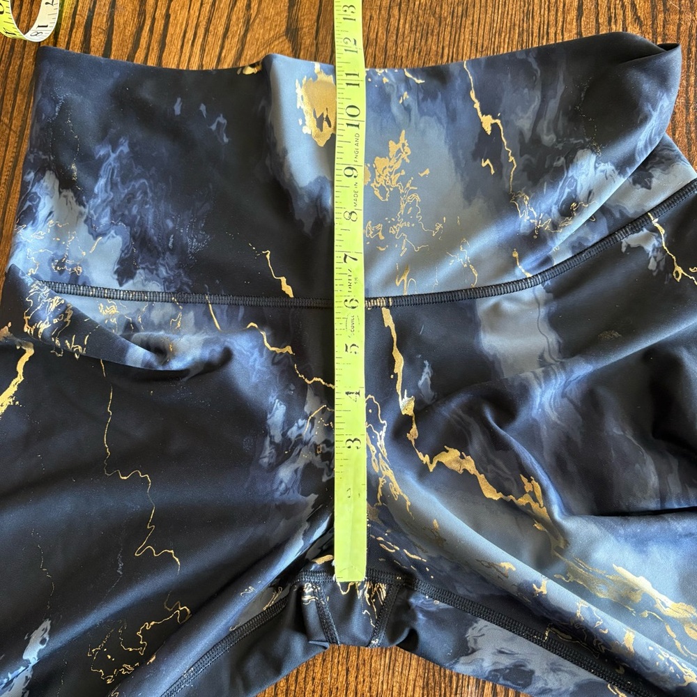 Old Navy Extra High-Waisted PowerSoft Leggings Gold Marble Active Gym Size Large - Picture 11 of 11